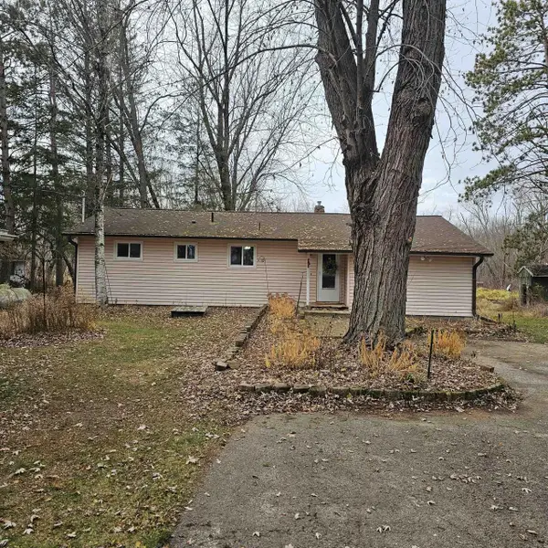 N4533 Oak Knoll Drive, Poynette, WI 53955