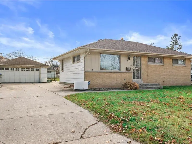 8827 W Lawn Avenue, Milwaukee, WI 53225 - Image #2