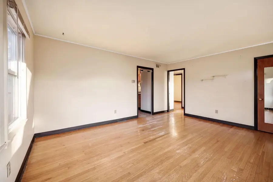 725 N Meadow Lane, Madison, WI 53705 - Image #2