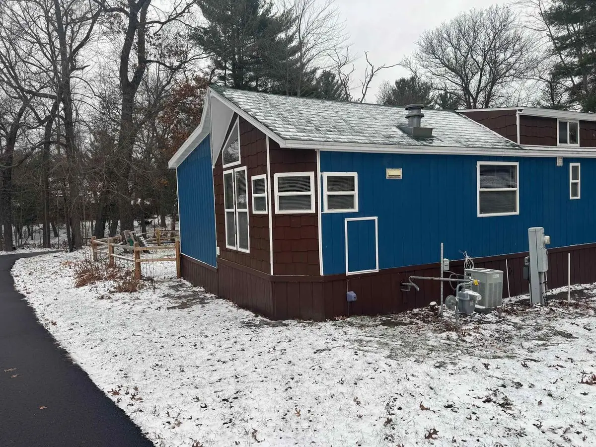 139 Sugar Maple Circle #160, Wisconsin Dells, WI 53965 - #1