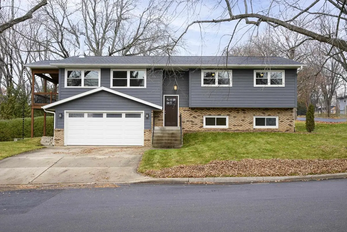 5902 Roosevelt Street, Middleton, WI 53562 - Image #1