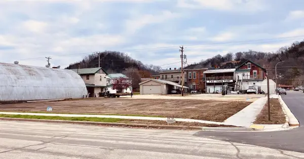 205 Frederick Street, Cassville, WI 53806