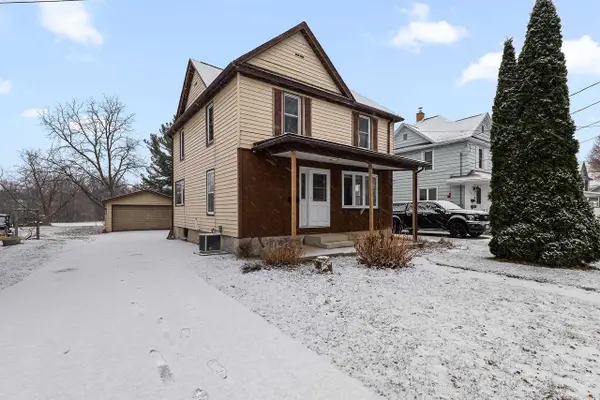 673 S Center Street, Beaver Dam, WI 53916