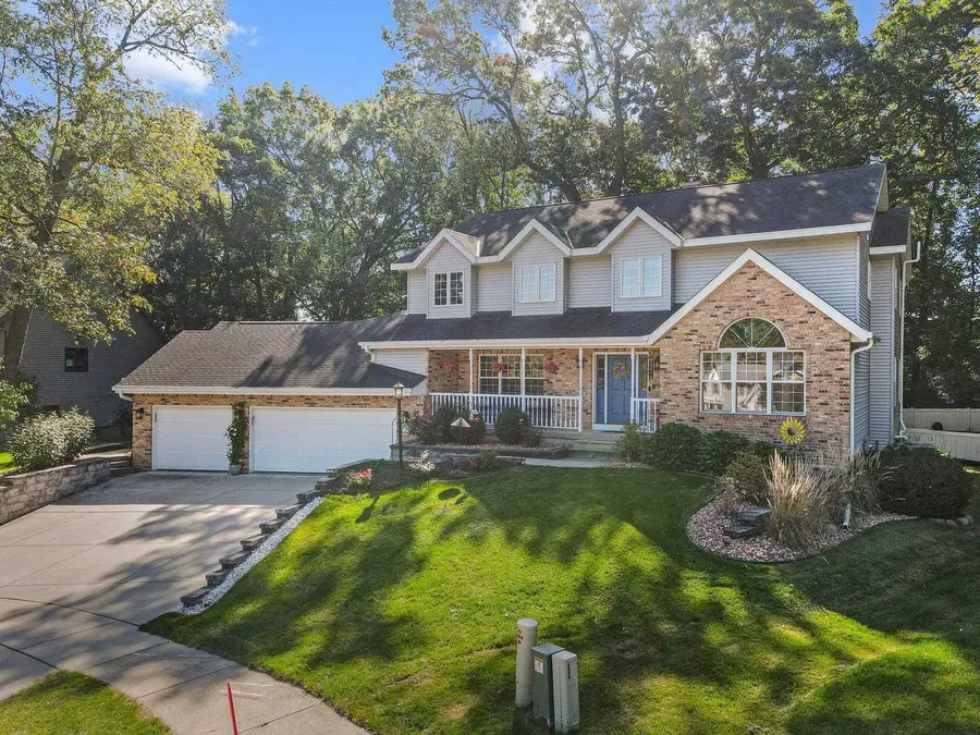 948 Timber Ridge Drive, Oregon, WI 53575 - Image #2