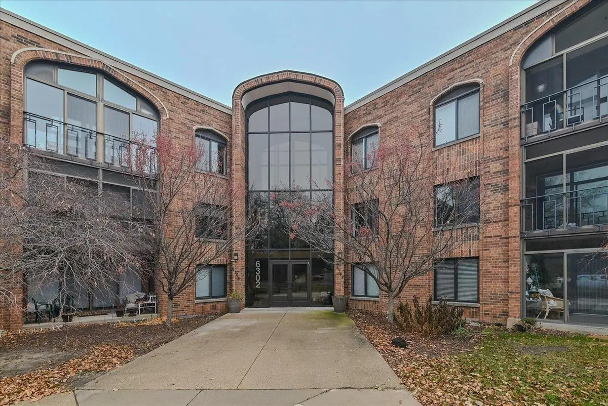 6302 Mineral Point Road #321, Madison, WI 53705 - Image #1