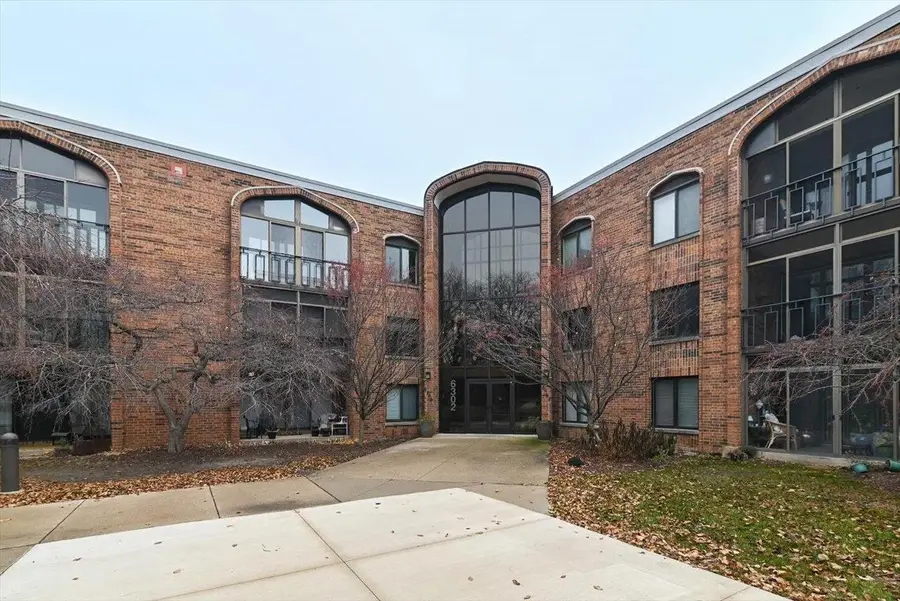 6302 Mineral Point Road #321, Madison, WI 53705 - Image #3
