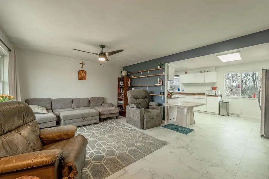 W5526 Rolling Acres Lane, Monroe, WI 53566 - Image #3