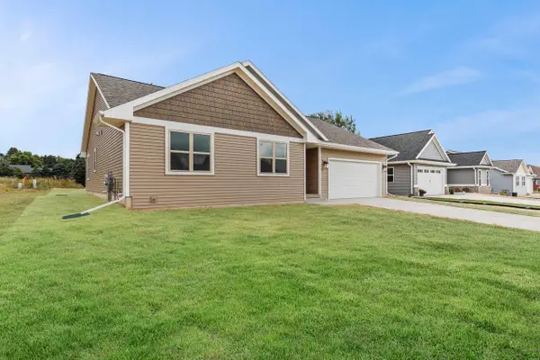 333 Dahlia Drive #29, Stoughton, WI 53589