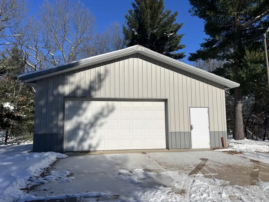 N6921 S Sandstone Drive, Mauston, WI 53948 - Image #2