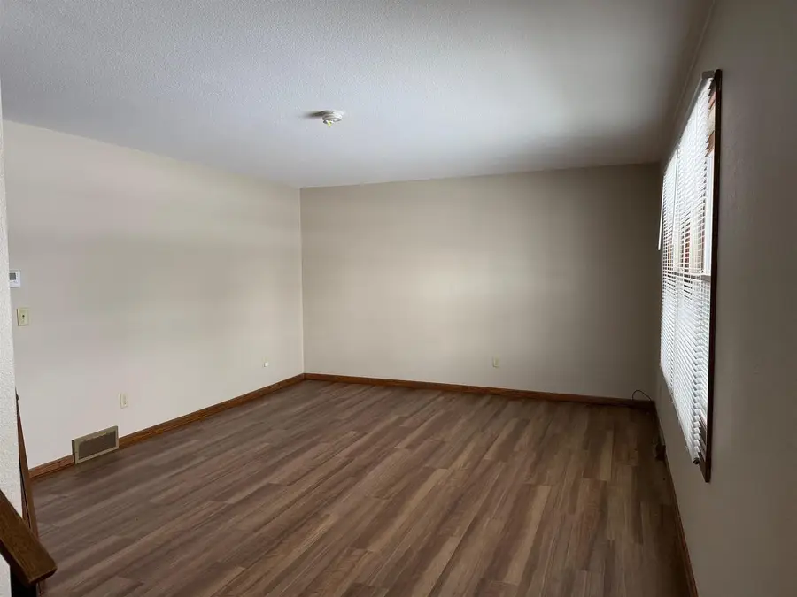 2804-2806 Mineral Point Avenue, Janesville, WI 53548 - Image #2