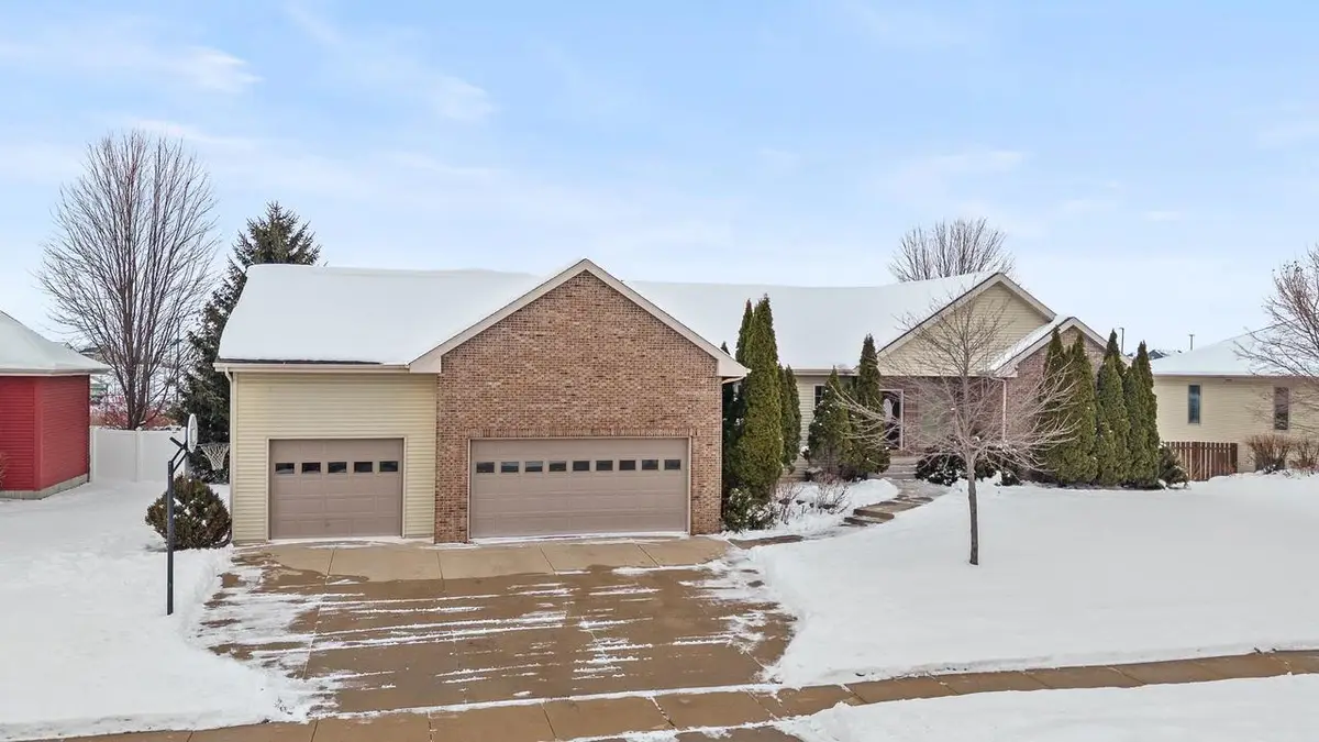 2026 Stonehaven Drive, Sun Prairie, WI 53590 - Image #1