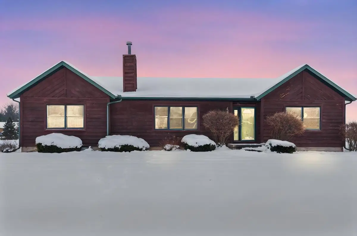 266 Oakbrook Drive, Wisconsin Dells, WI 53965 - Image #1