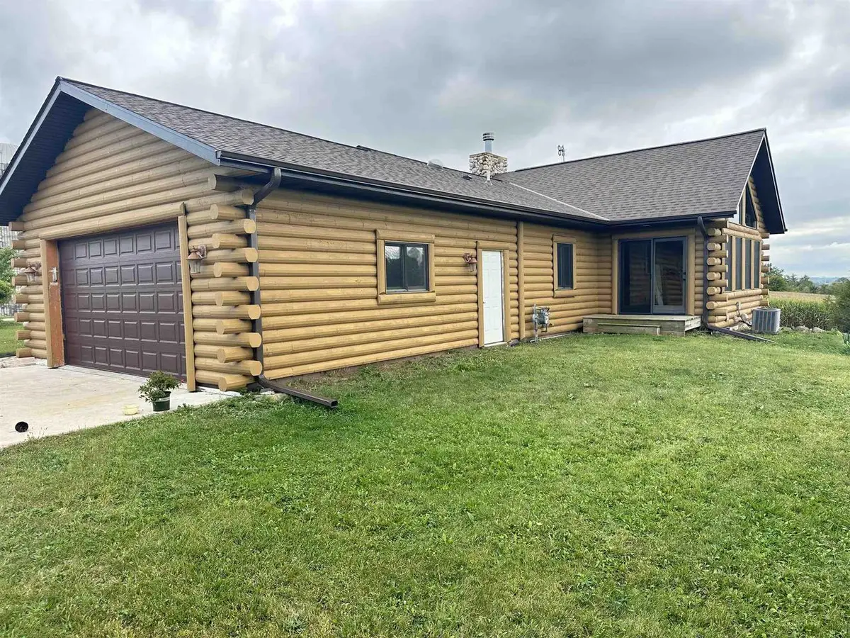 N677 Hoover Road, Oconomowoc, WI 53066 - Image #1