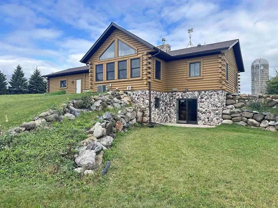 N677 Hoover Road, Oconomowoc, WI 53066 - Image #3