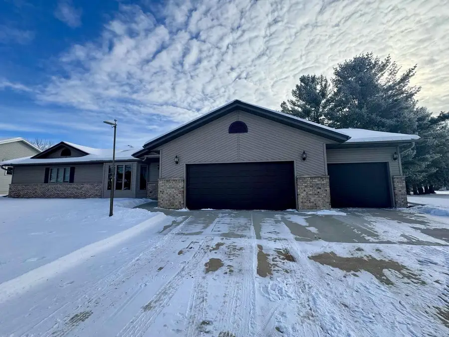 314 Forest Street, Fox Lake, WI 53933 - Image #2