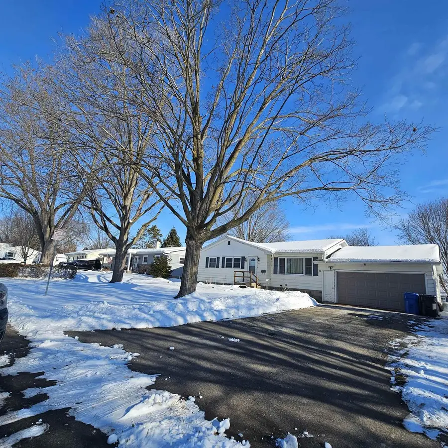 1175 Farnham Street, Columbus, WI 53925 - Image #3