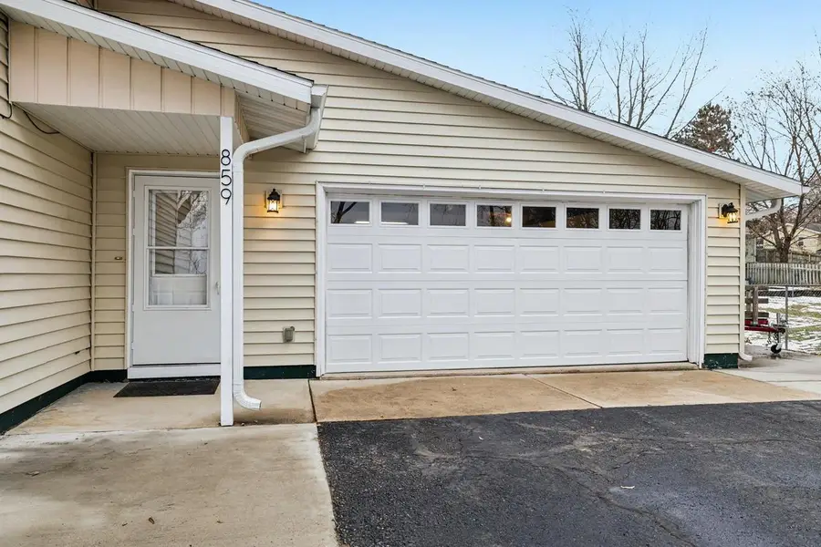 859 Dorothy Drive, Portage, WI 53901 - Image #3