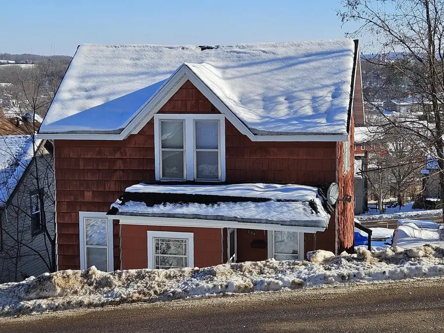 308 Academy Street, Elroy, WI 53929 - Image #3