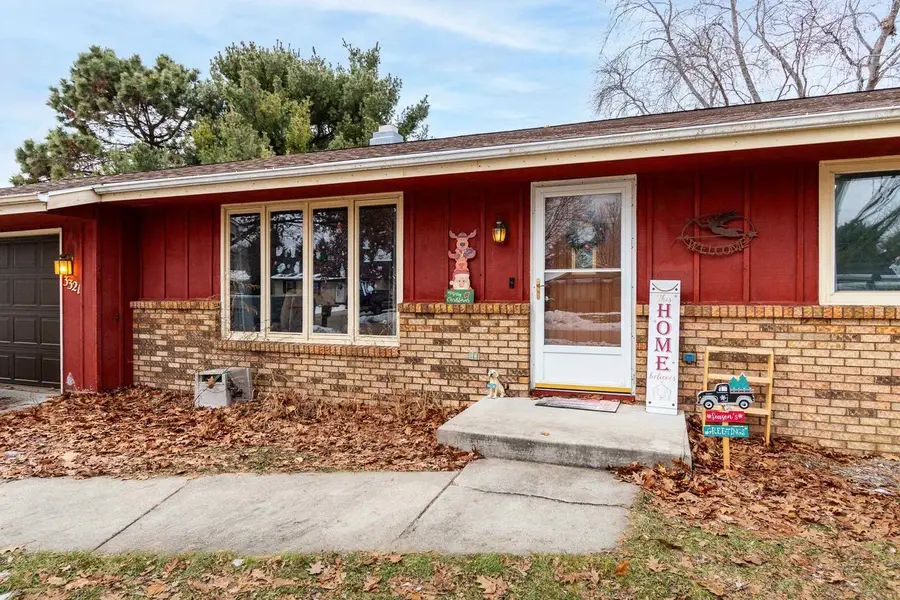 3321 Berkshire Road, Janesville, WI 53546 - Image #2