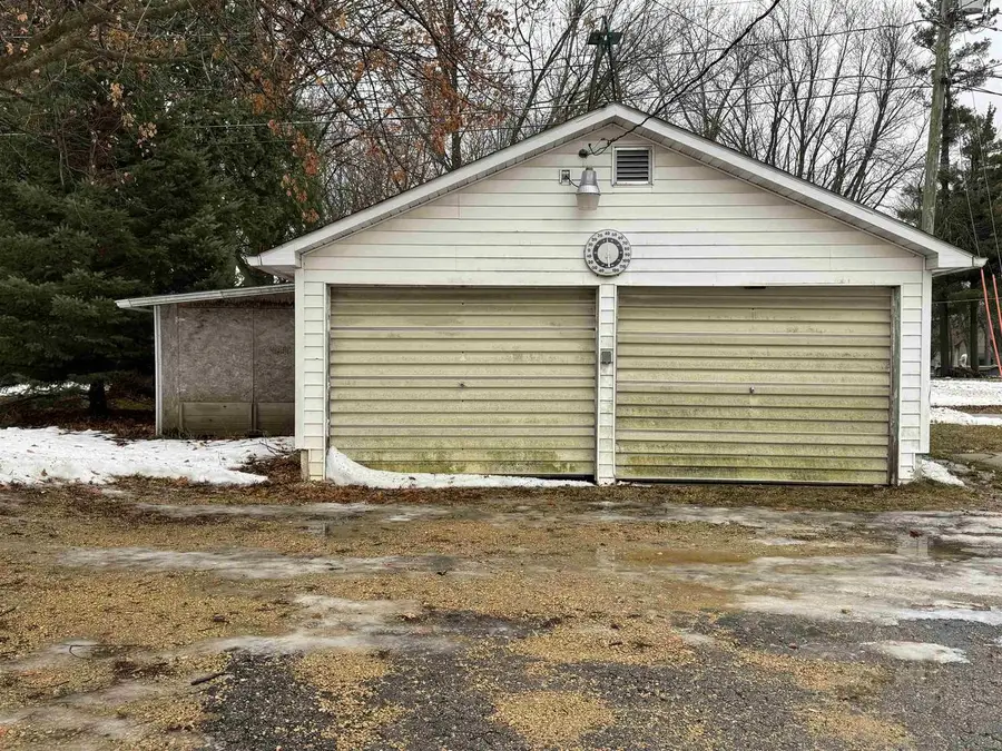 409 Spring Street, Highland, WI 53543 - Image #3