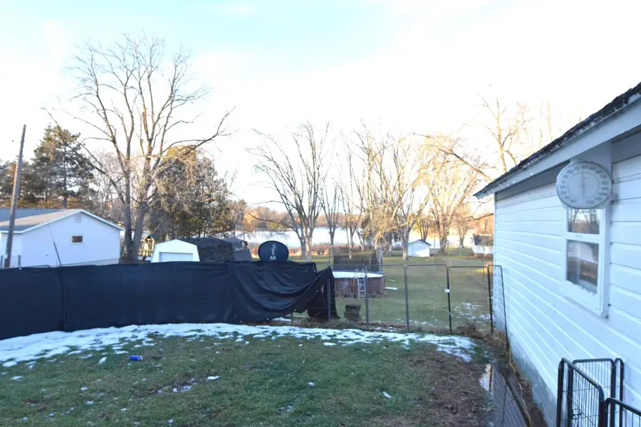 215-217 W Haertel Street, Portage, WI 53901 - Image #3