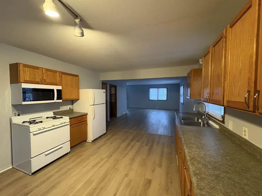 2817 N County Road H, Janesville, WI 53548 - Image #2