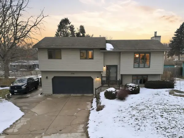 306 N Nine Mound Road, Verona, WI 53593