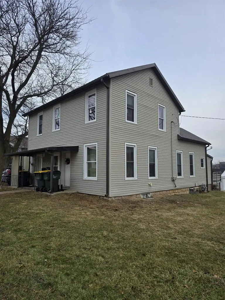 307 N Monroe Street, Lancaster, WI 53813 - #2