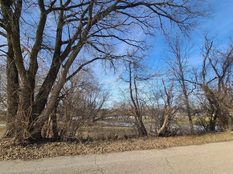 Lot 5 Green Drive, Pardeeville, WI 53954 - Image #2