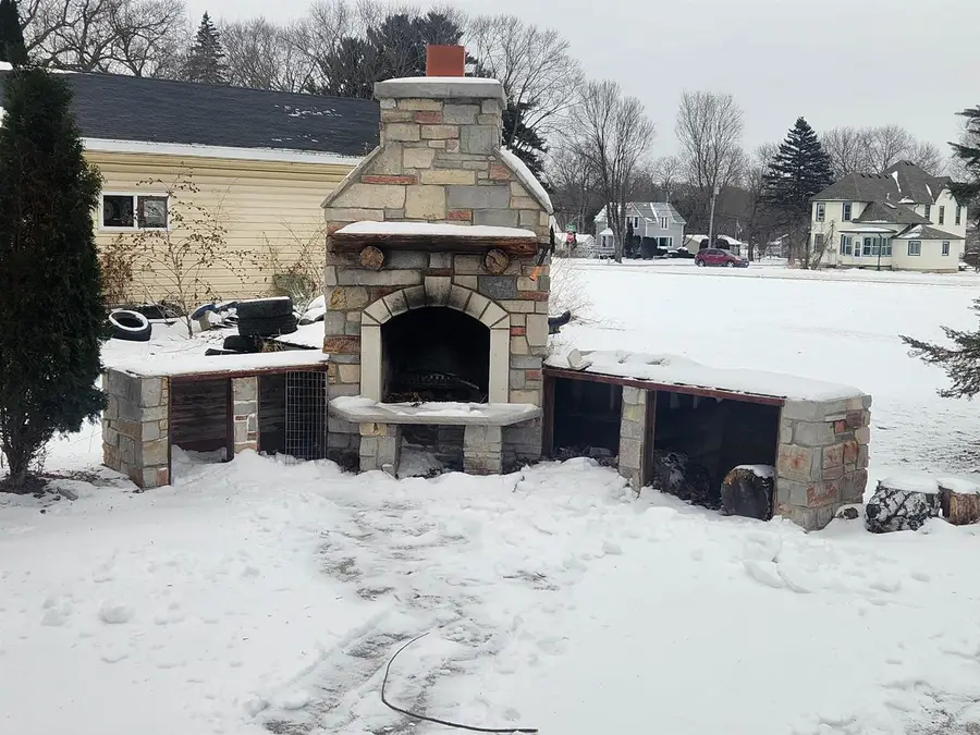 1208 Victoria Circle, Baraboo, WI 53913 - Image #2