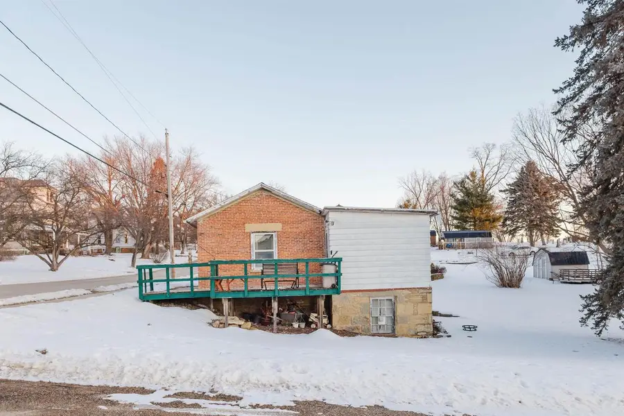 516 S Wisconsin Street, Mineral Point, WI 53565 - #3