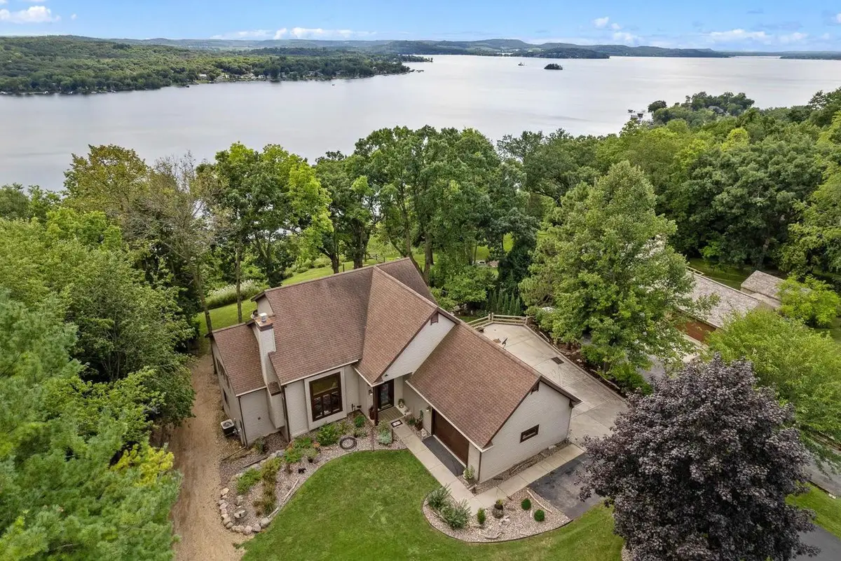 W10725 Wildwood Way, Poynette, WI 53955 - #1