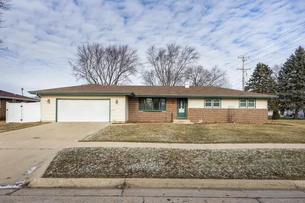 1913 Black Bridge Road, Janesville, WI 53545