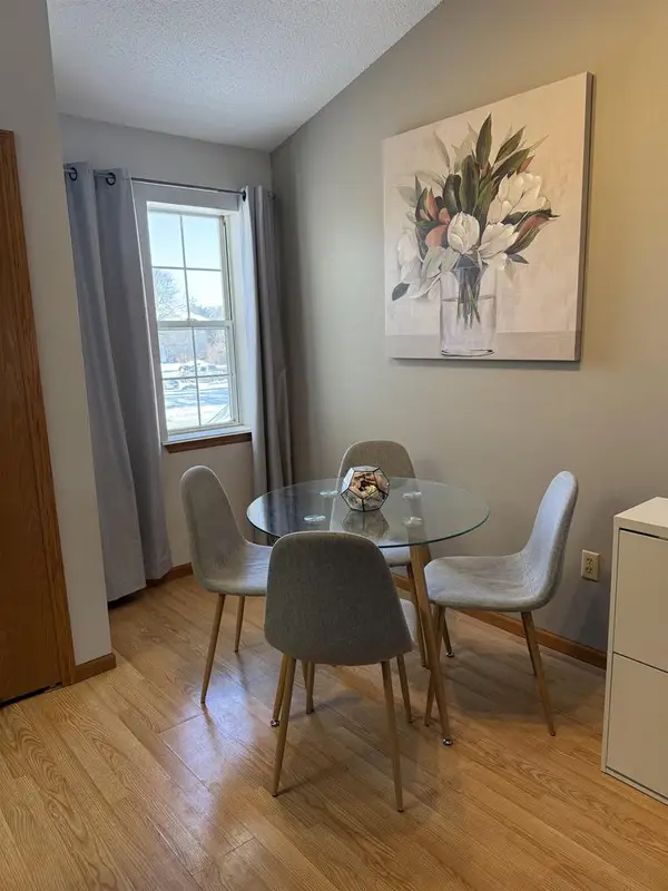 279 Kearney Way, Waunakee, WI 53597