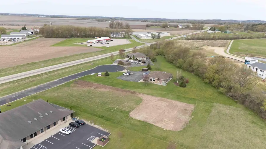 708 Katie Court, Cambridge, WI 53523 - #2