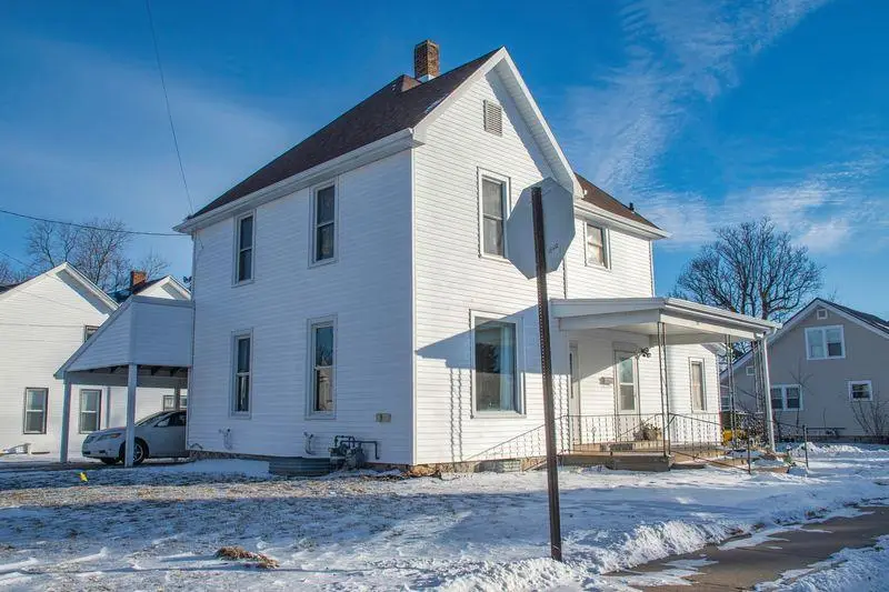 285 N Bonson Street, Platteville, WI 53818 - Image #2