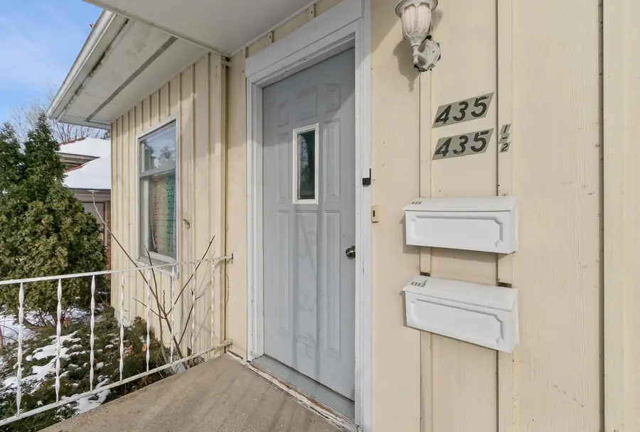 435 8th Street, Baraboo, WI 53913 - #3