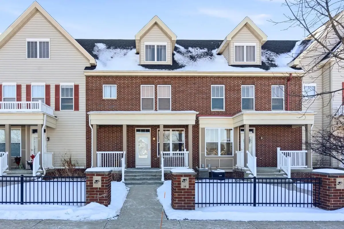 14 S Gardens Way, Fitchburg, WI 53711 - Image #1