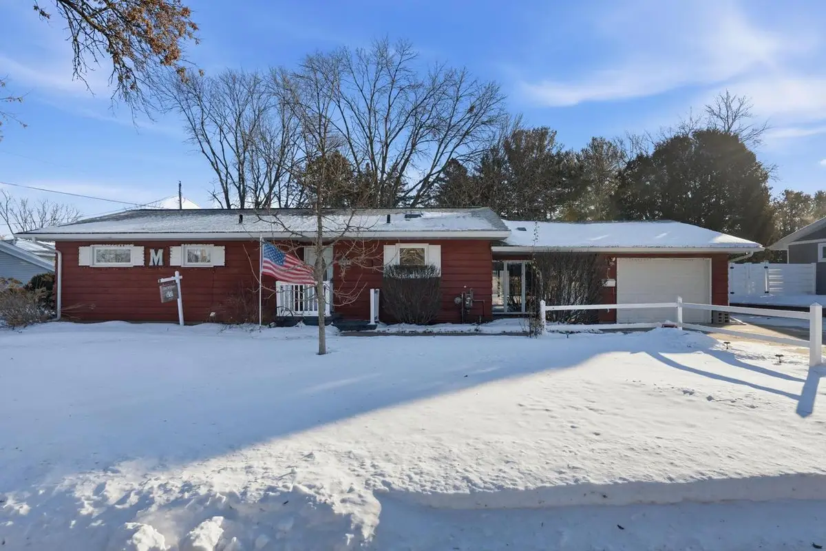1035 7th Avenue, Platteville, WI 53818 - Image #1