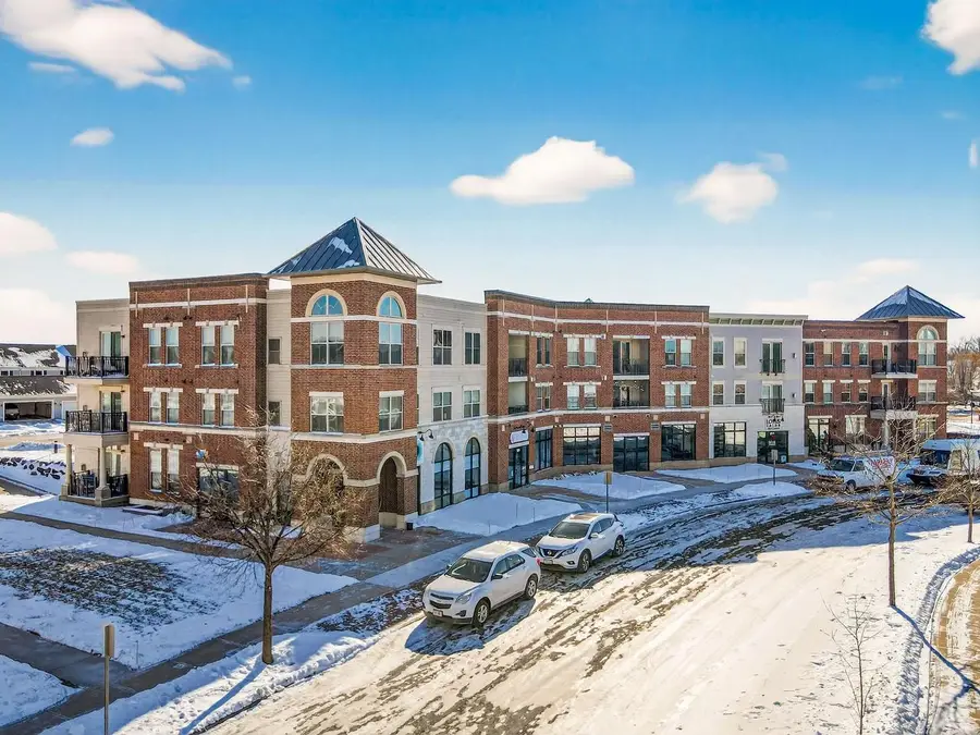 2581 Smith's Crossing #312, Sun Prairie, WI 53590 - Image #3