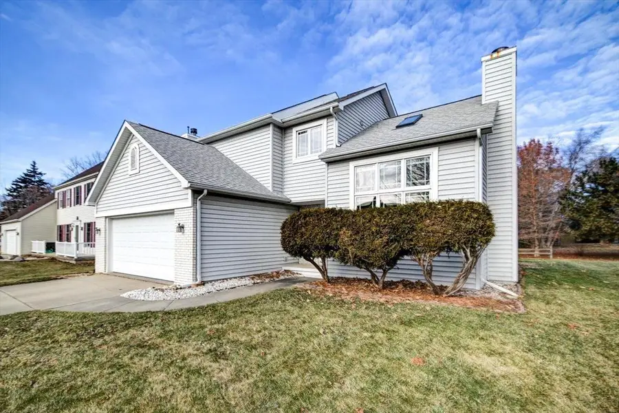 5 Norwalk Circle, Madison, WI 53717 - Image #2