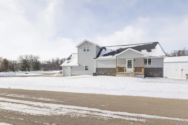 225 3rd Street, Benton, WI 53803
