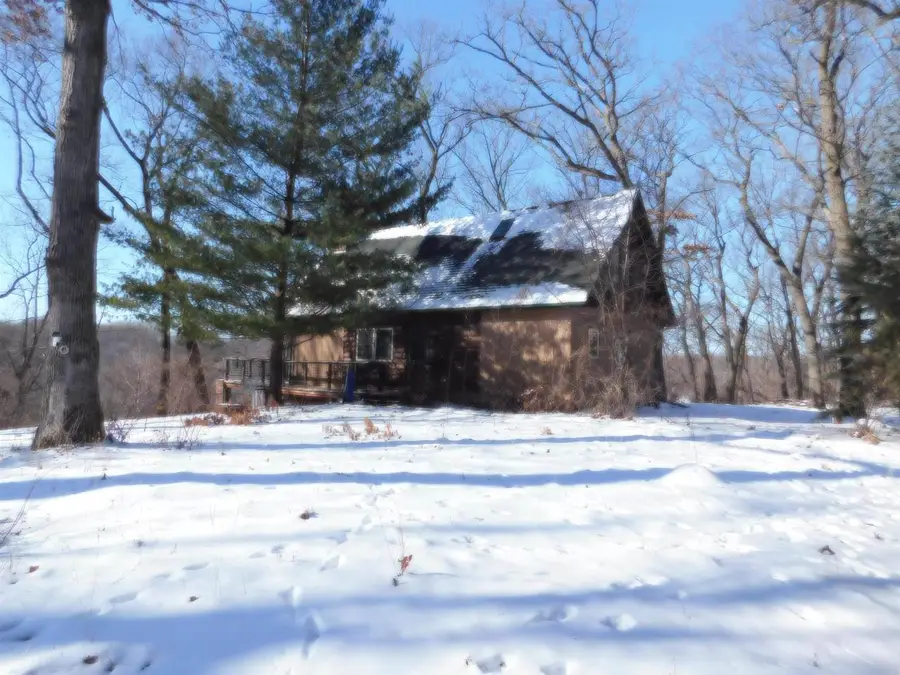E2392 S Dutch Hollow Road, La Valle, WI 53941 - Image #2