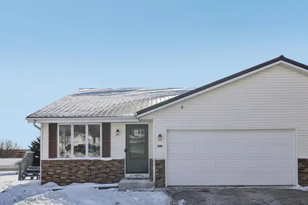 839 Kimseth Circle, Deerfield, WI 53531