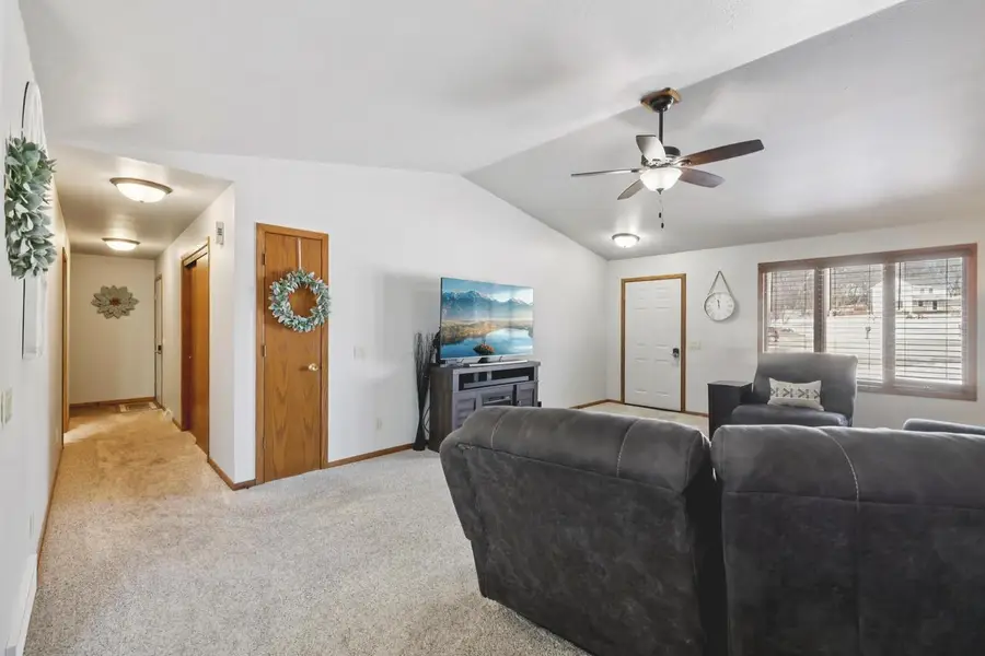 839 Kimseth Circle, Deerfield, WI 53531 - Image #2