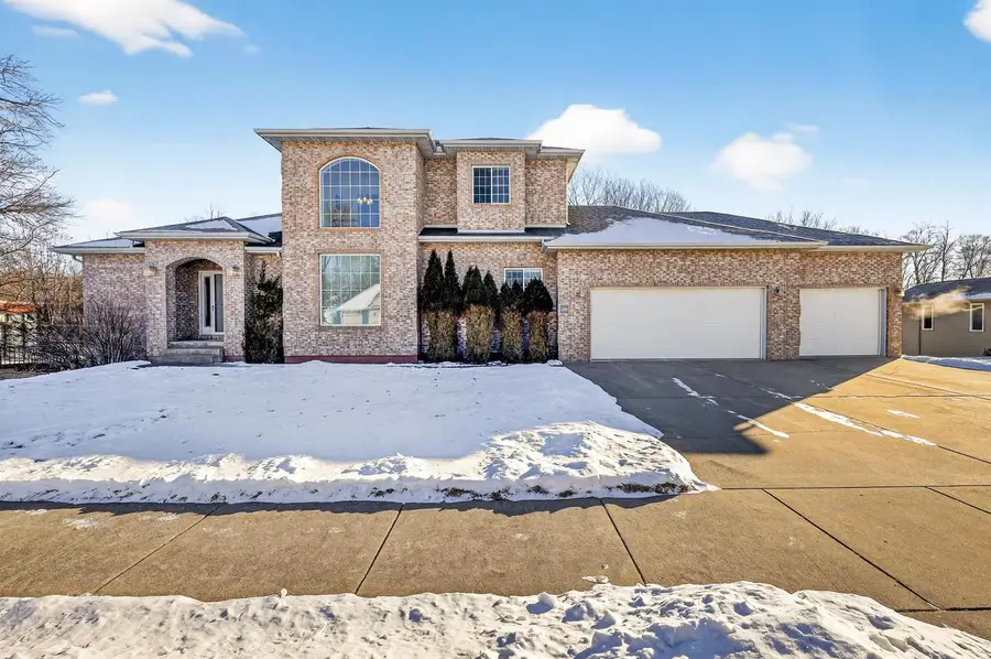 2150 Sunset Drive, Reedsburg, WI 53959 - Image #2