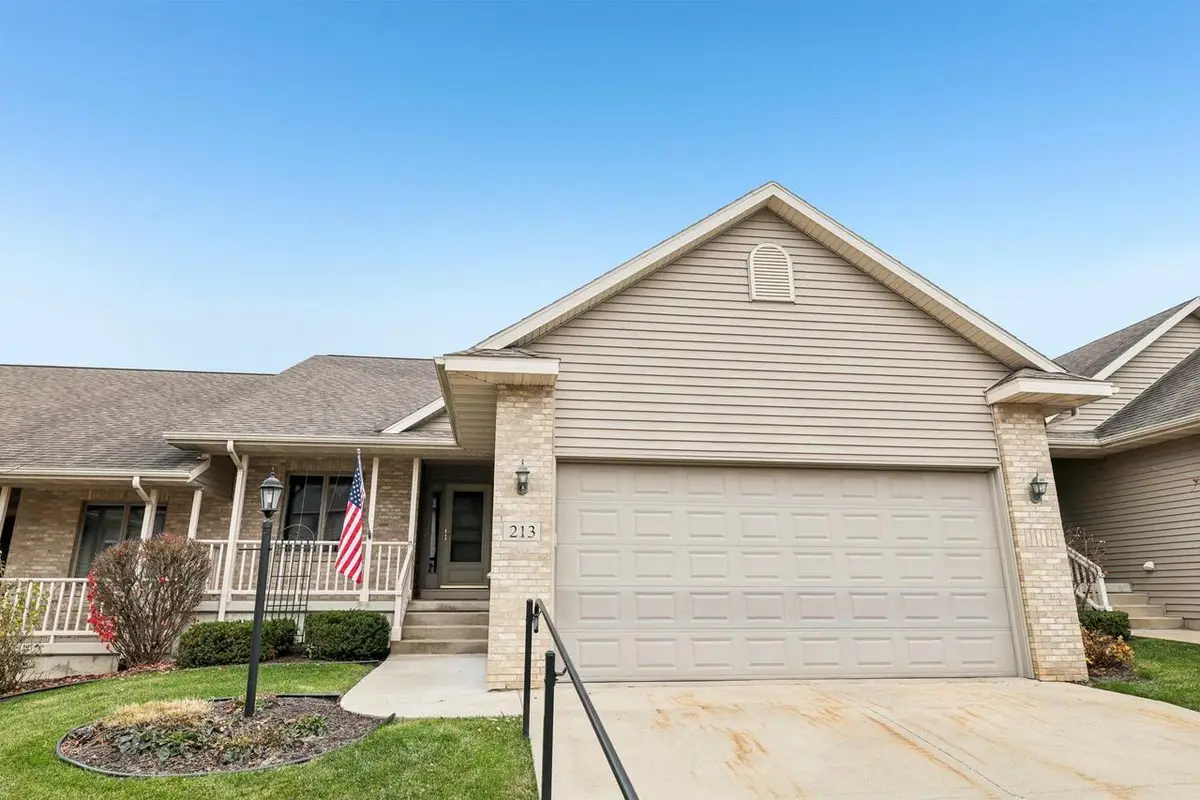 213 Fairview Circle #50, Waunakee, WI 53597 - #1