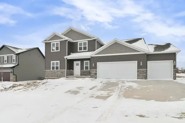 401 Michelle Lane #066, Cottage Grove, WI 53527