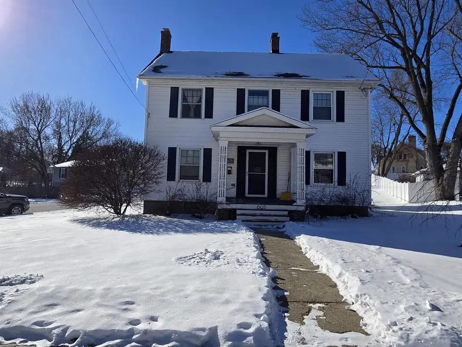 605 W Madison Street, Lake Mills, WI 53551 - Image #2