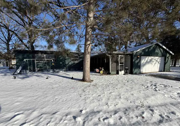 122 Falling Creek Circle, Janesville, WI 53548